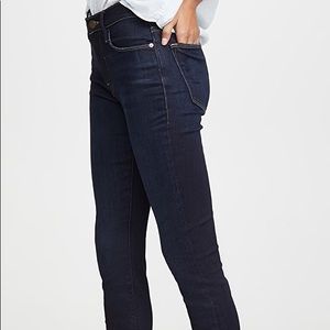 Frame denim. Le High Skinny jeans. Size 25.